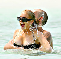 Linsey Lohan public bikini sex